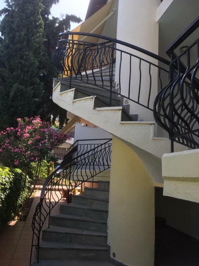 Marco'S Appartments Nea Poteidaia Zewnętrze zdjęcie
